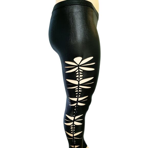 CHEEKY LEGS - XL/2XL - Junior/Women Super Sexy Cut Black Weaved Leggings, Fun - Picture 5 of 6